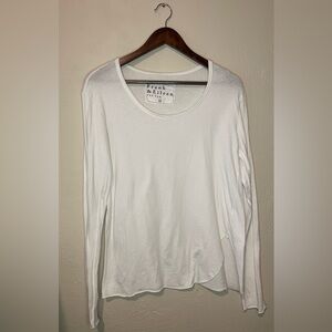 Frank & Eileen Tee Lab Size XS